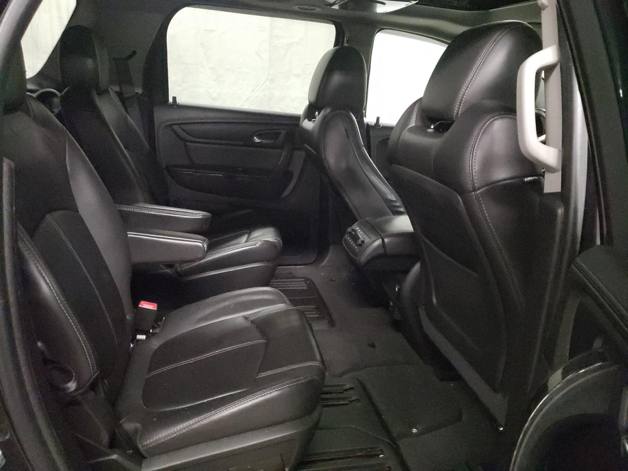 Photo 6 from auction – 2014 GMC ACADIA SLT with VIN 1GKKVRKDXEJ284614