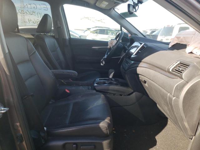 Photo 5 from auction – 2017 HONDA RIDGELINE with VIN 5FPYK3F66HB010630