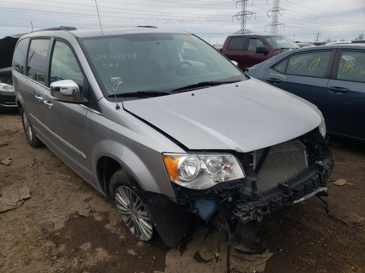 Photo 1 from auction – 2016 CHRYSLER TOWN & COU with VIN 2C4RC1CG6GR223091