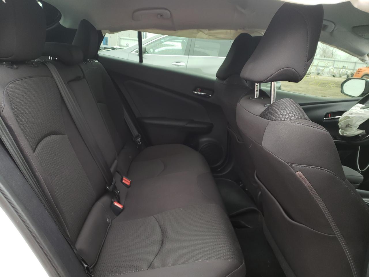 Photo 6 from auction – 2019 TOYOTA PRIUS with VIN JTDKARFUXK3075312
