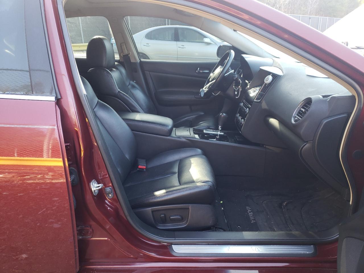 Photo 5 from auction – 2011 NISSAN MAXIMA S with VIN 1N4AA5AP0BC833315