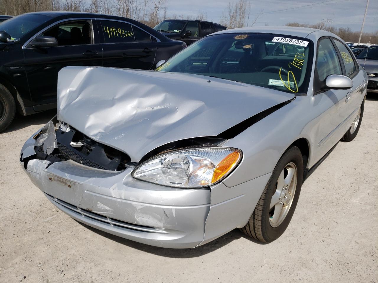 Photo 2 from auction – 2003 FORD TAURUS SE with VIN 1FAFP53UX3A109300