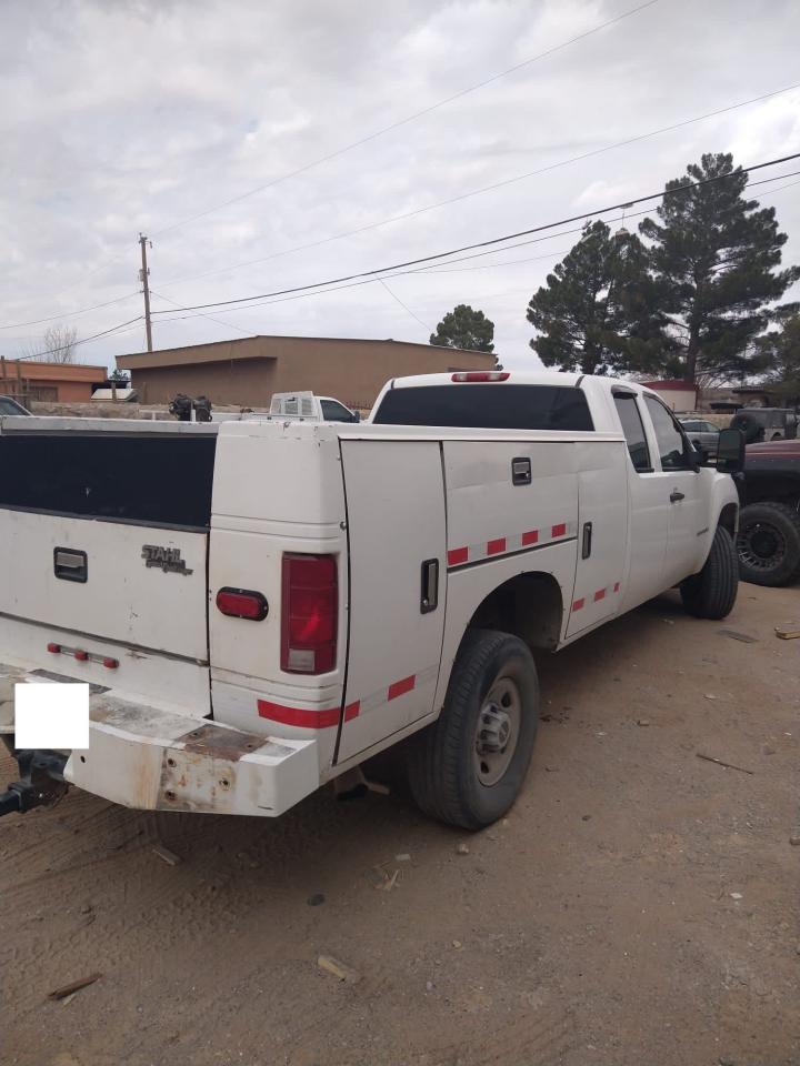 Photo 4 from auction – 2008 GMC SIERRA K25 with VIN 1GDHK29K28E216066