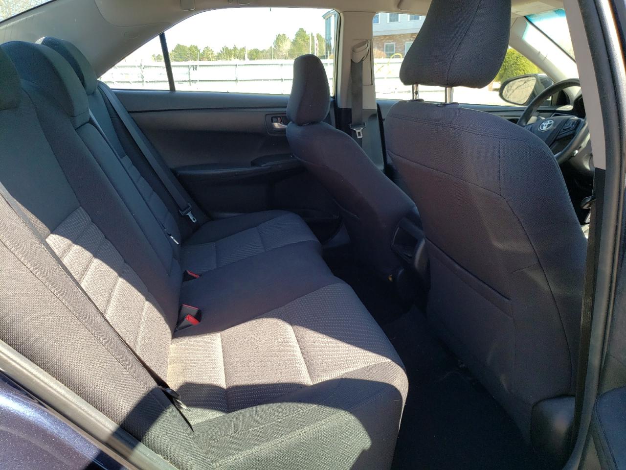 Photo 6 from auction – 2016 TOYOTA CAMRY LE with VIN 4T4BF1FK2GR533252
