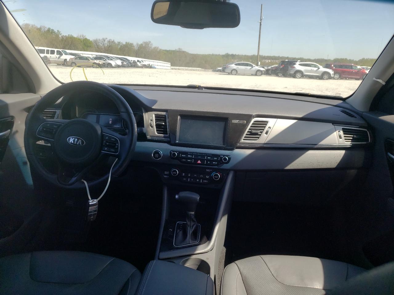 Photo 9 from auction – 2019 KIA NIRO TOURI with VIN KNDCE3LC2K5220851