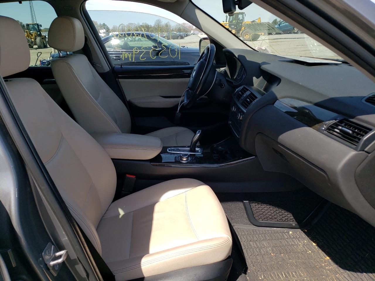 Photo 5 from auction – 2013 BMW X3 XDRIVE2 with VIN 5UXWX9C59D0A18330