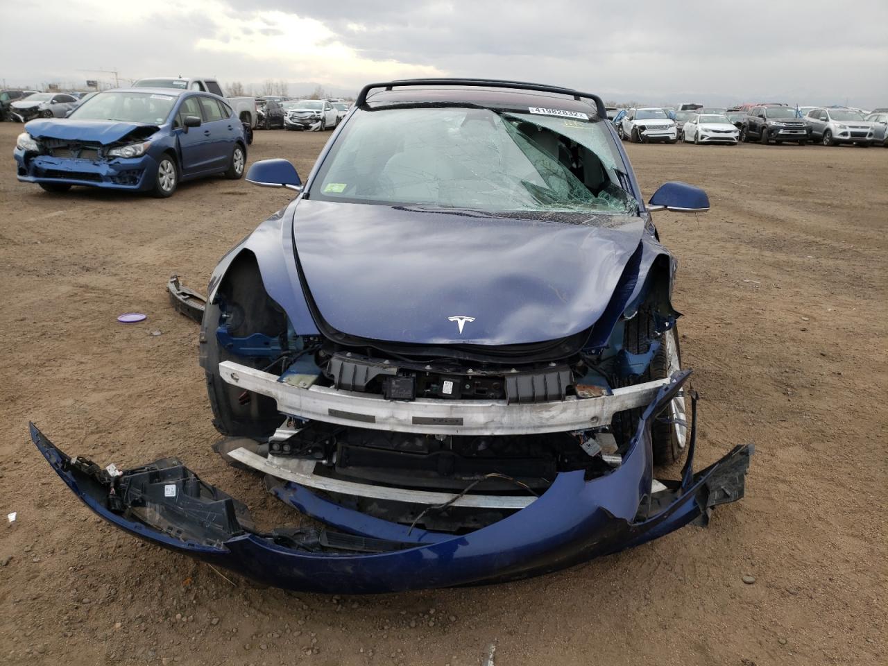 Photo 9 from auction – 2018 TESLA MODEL 3 with VIN 5YJ3E1EB8JF147751