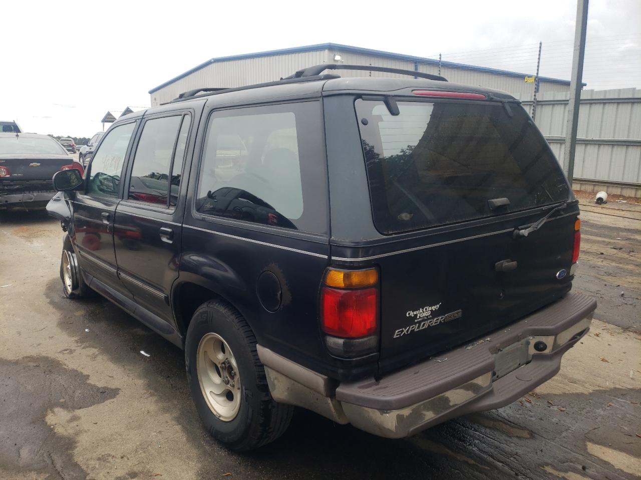 Photo 3 from auction – 1996 FORD EXPLORER with VIN 1FMDU32X6TUA32042