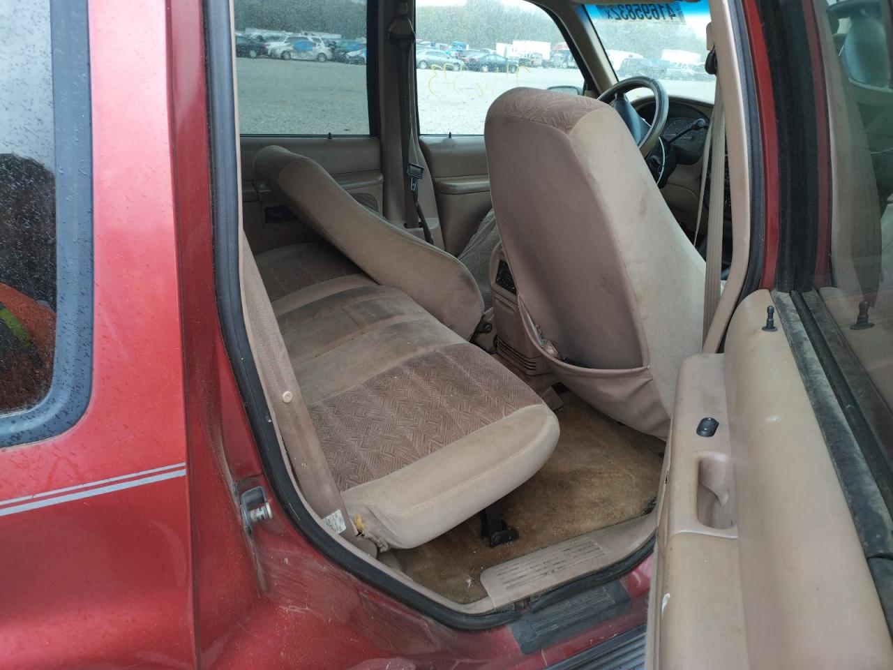 Photo 6 from auction – 2001 FORD EXPLORER X with VIN 1FMZU63E01ZA73755