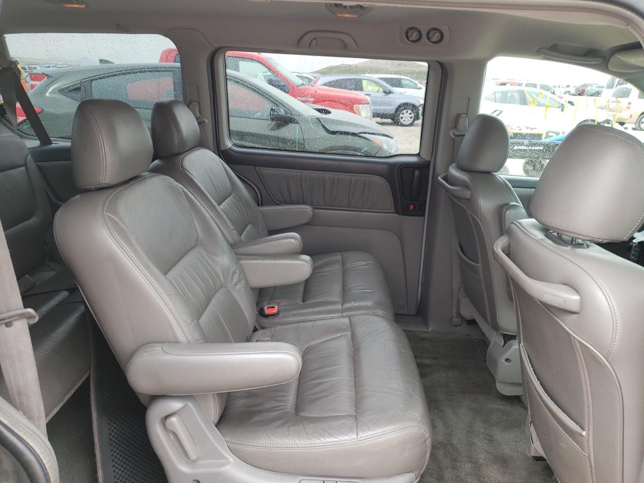Photo 6 from auction – 2002 HONDA ODYSSEY EX with VIN 2HKRL18902H560453