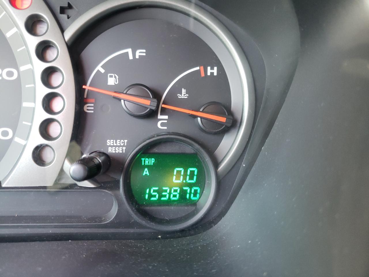 Photo 8 from auction – 2004 HONDA PILOT with VIN 2HKYF18614H617075