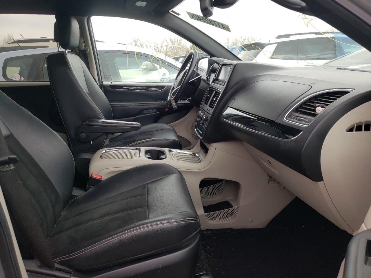 Photo 5 from auction – 2019 DODGE GRAND CARA with VIN 2C4RDGCG4KR580293