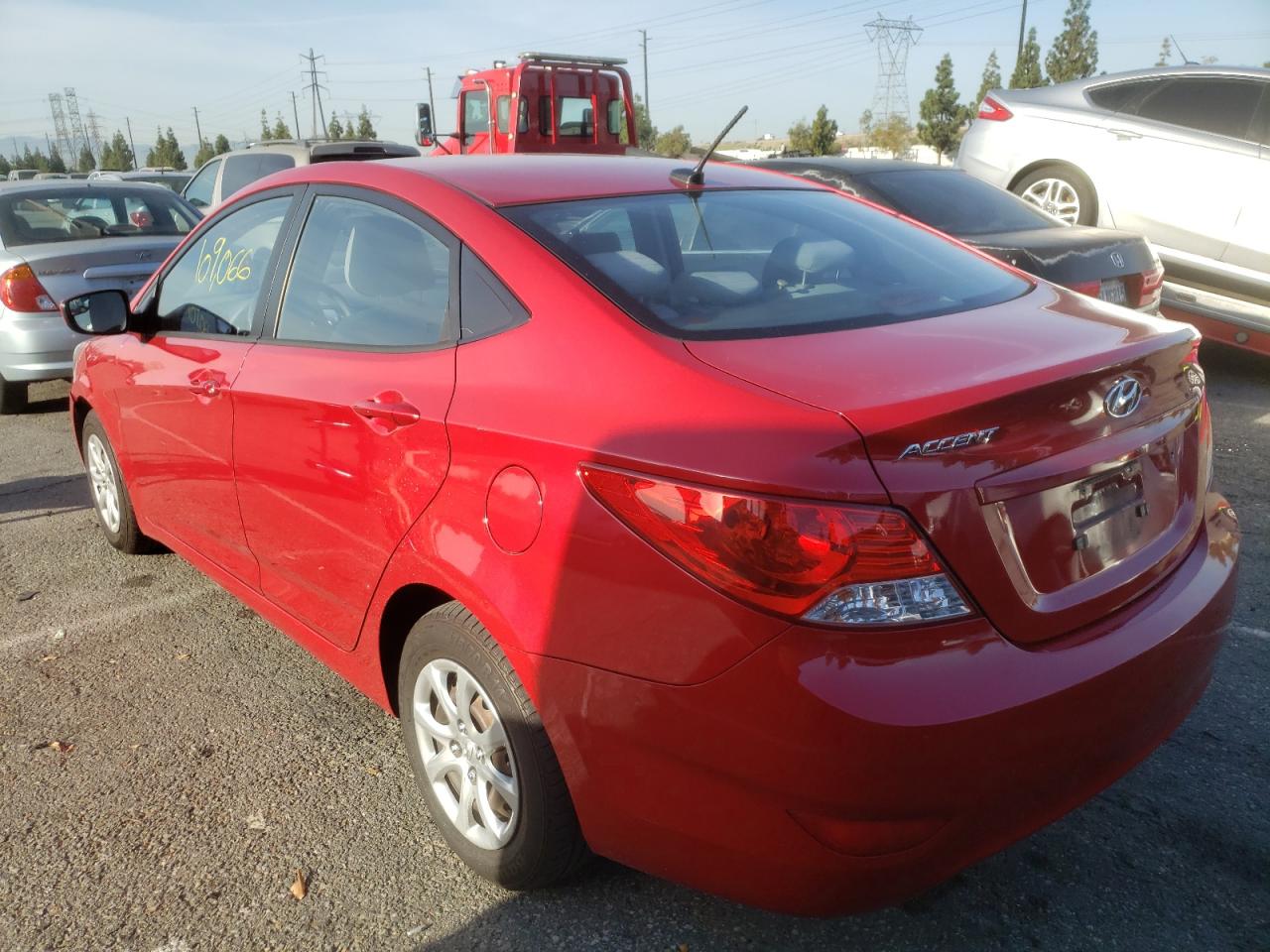 Photo 3 from auction – 2014 HYUNDAI ACCENT GLS with VIN KMHCT4AE4EU619542