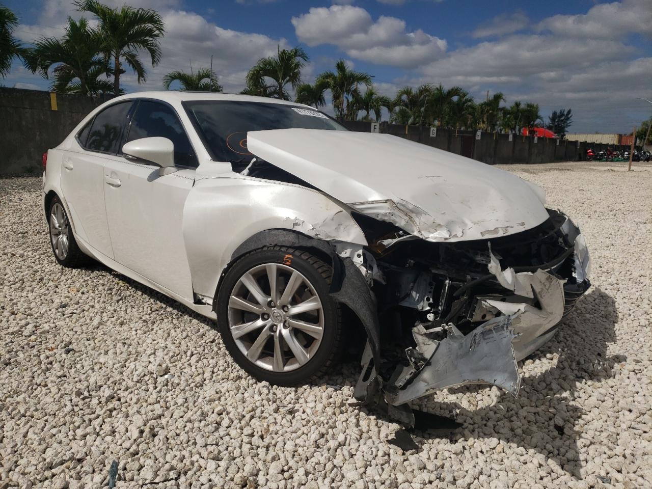 LEXUS IS 200T 2016 with VIN JTHBA1D26G5022149 - Photo from auction