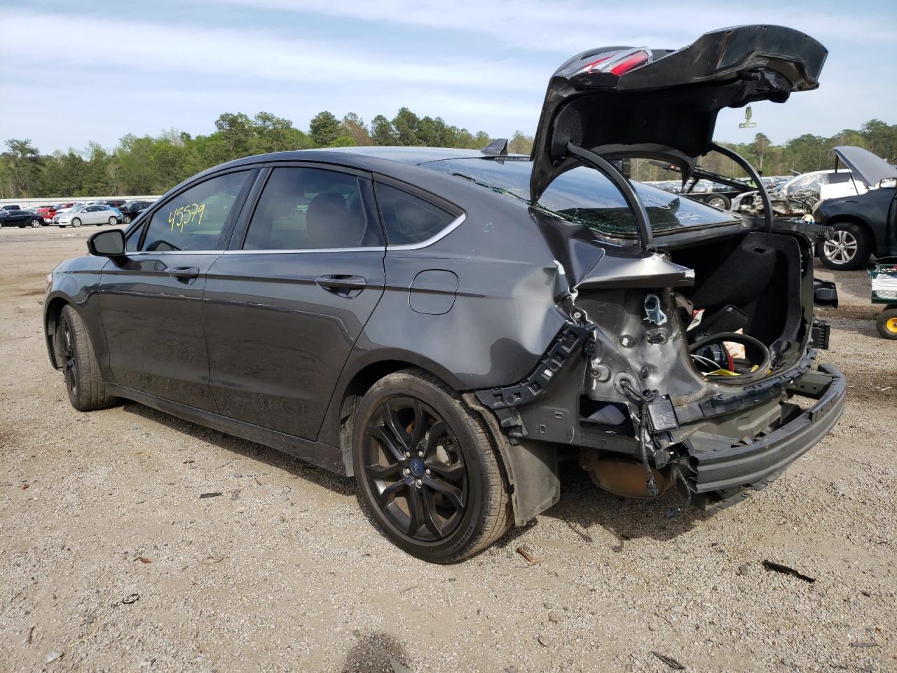 Photo 16 from auction – 2019 FORD FUSION SE with VIN 3FA6P0HDXKR246513