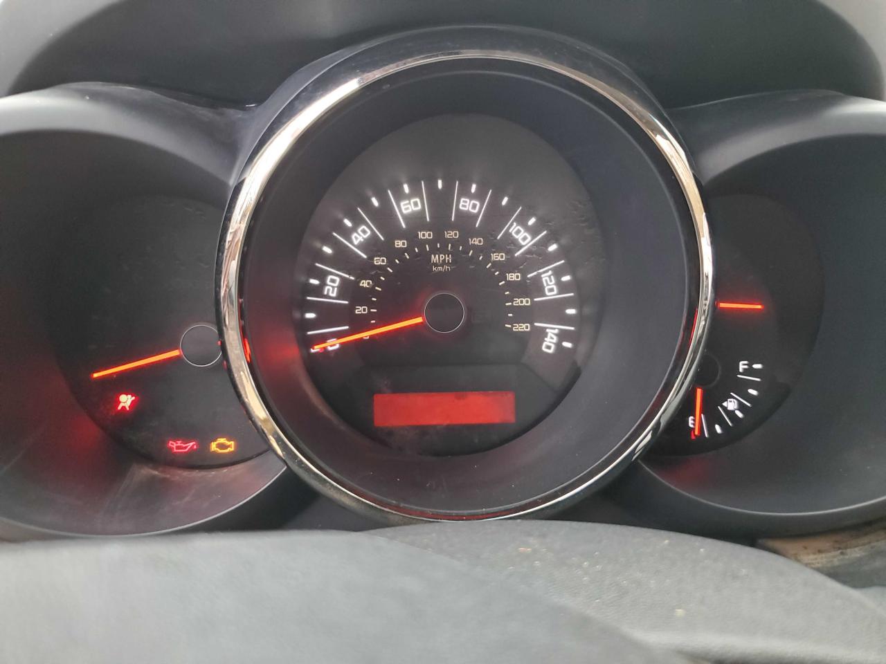 Снимка 8 от търг – 2011 KIA SOUL + с VIN KNDJT2A29B7219346
