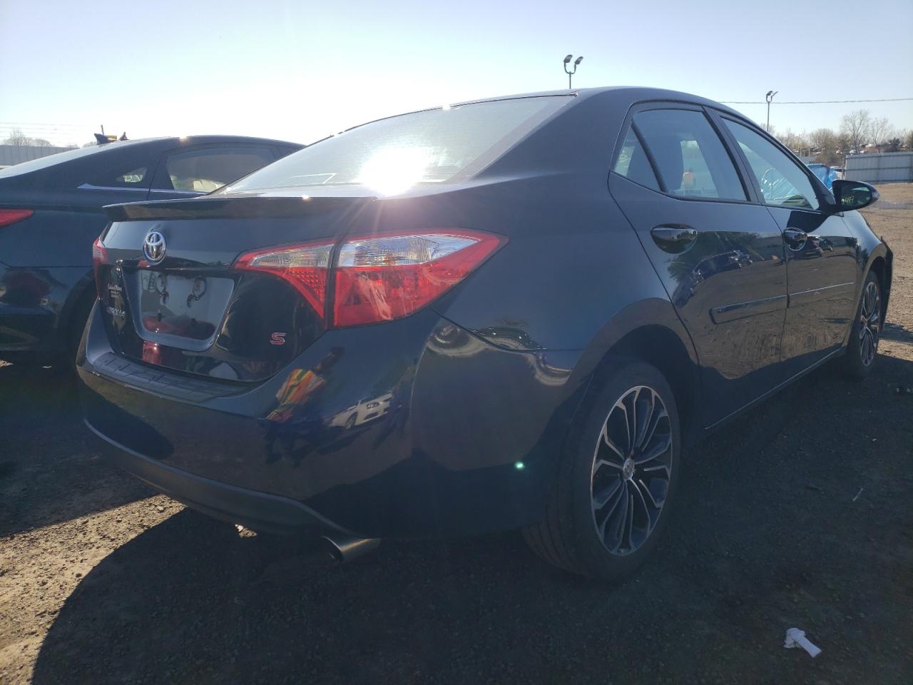 Photo 4 from auction – 2015 TOYOTA COROLLA L with VIN 2T1BURHE3FC253359