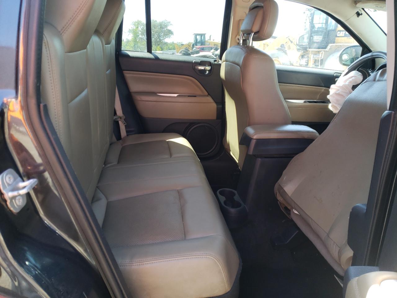 Photo 6 from auction – 2014 JEEP COMPASS LA with VIN 1C4NJCEA9ED752818
