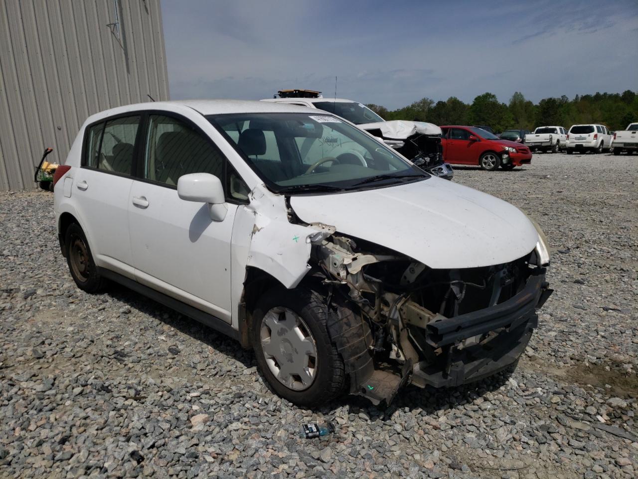 NISSAN VERSA S 2007 with VIN 3N1BC13E27L455008 - Photo from auction