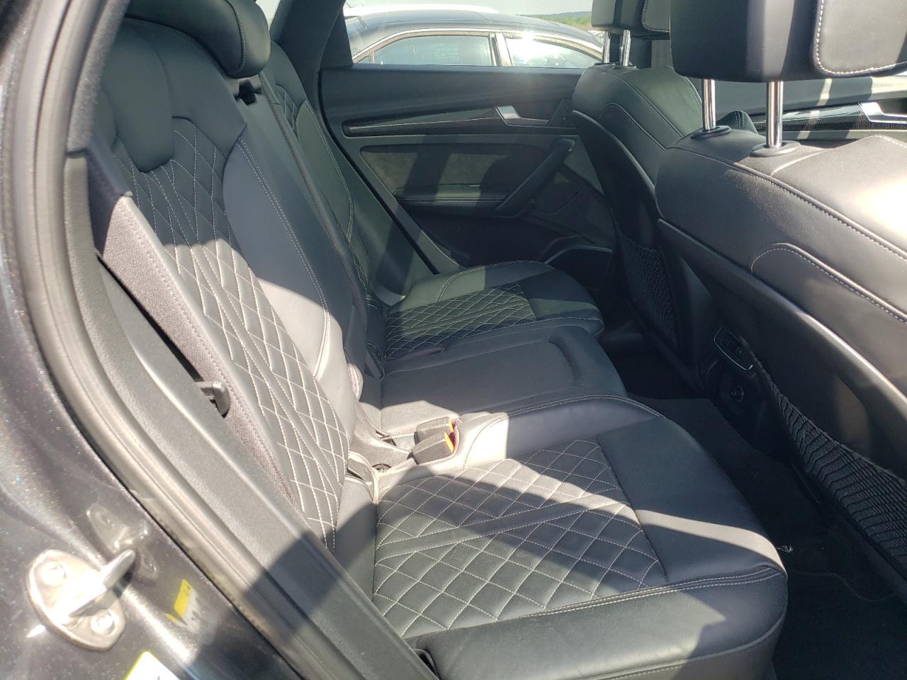 Photo 6 from auction – 2018 AUDI SQ5 PRESTI with VIN WA1C4AFY3J2047351
