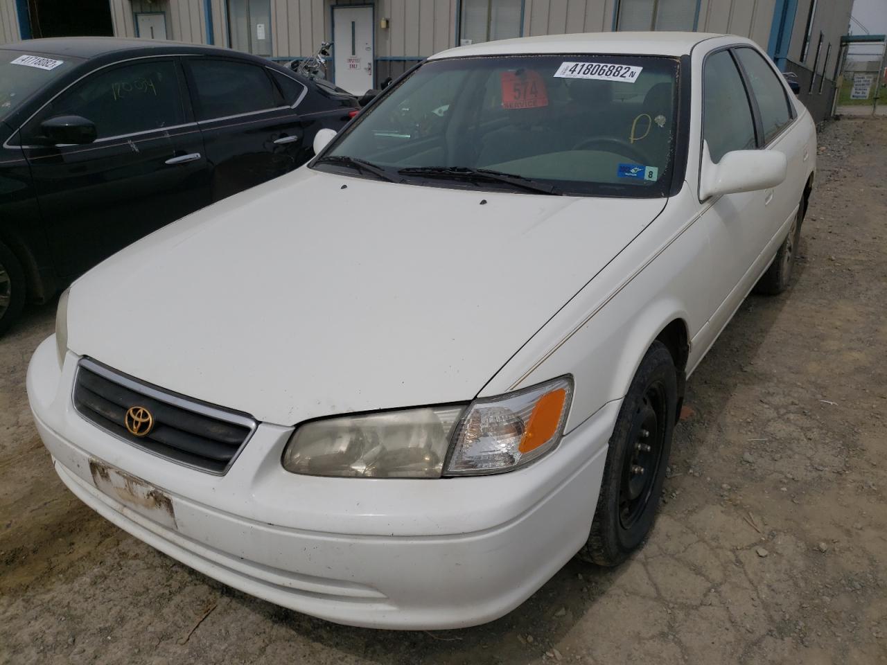 Photo 2 from auction – 2001 TOYOTA CAMRY LE with VIN 4T1BF22K11U971483