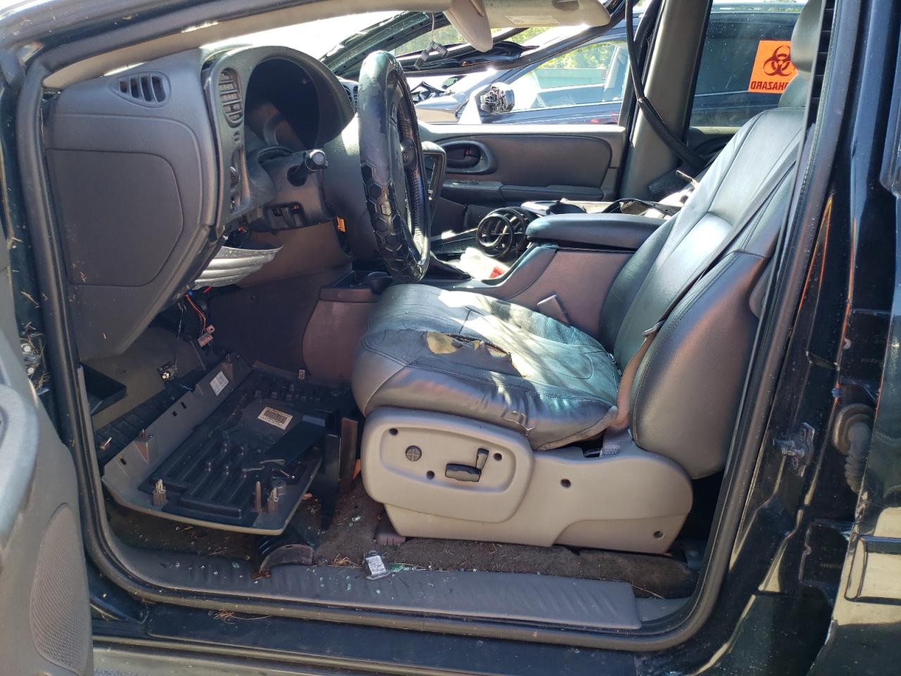 Photo 5 from auction – 2002 CHEVROLET TRAILBLAZE with VIN 1GNDT13S322334677