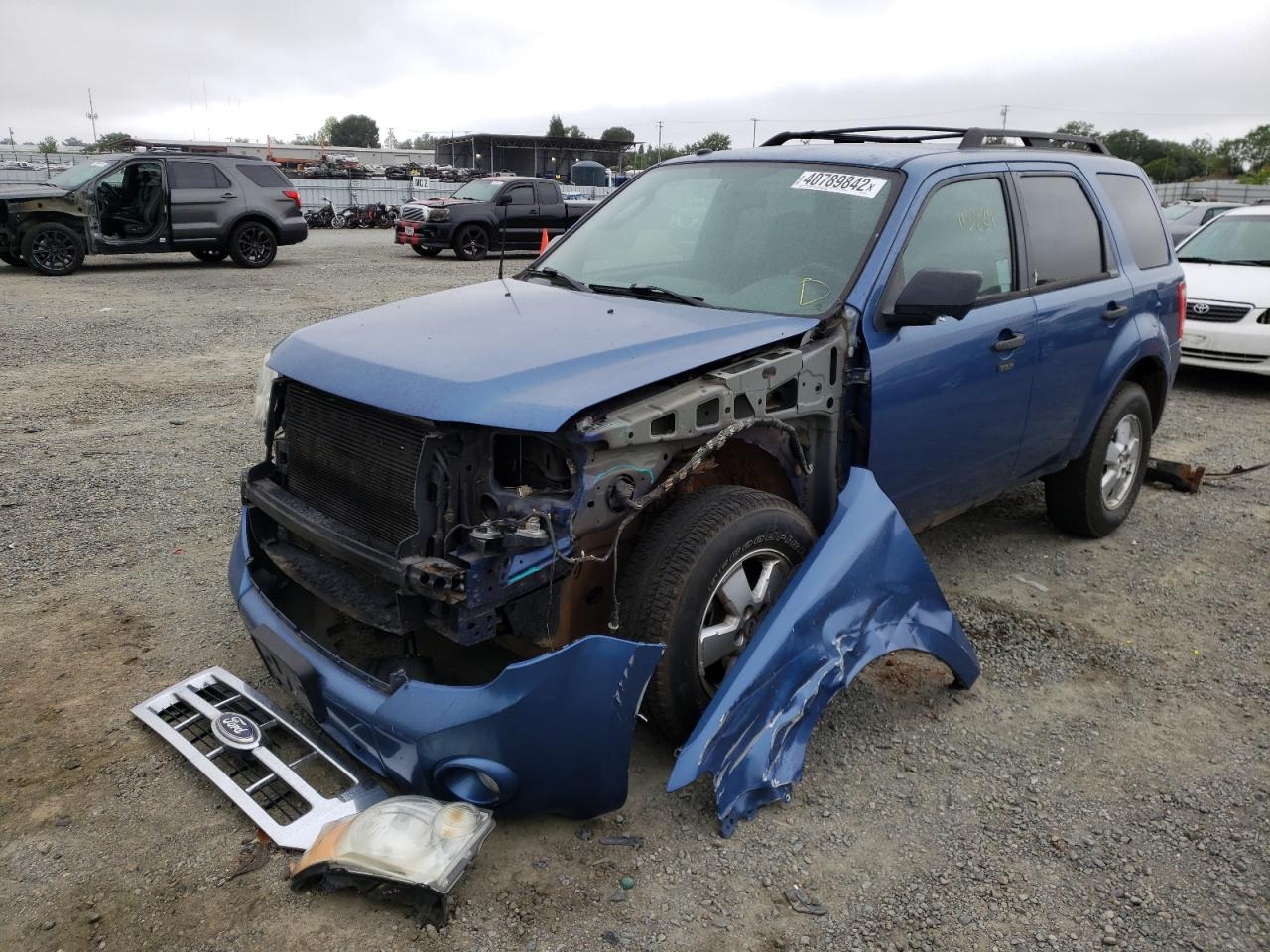 Photo 2 from auction – 2010 FORD ESCAPE XLT with VIN 1FMCU0D73AKA86589