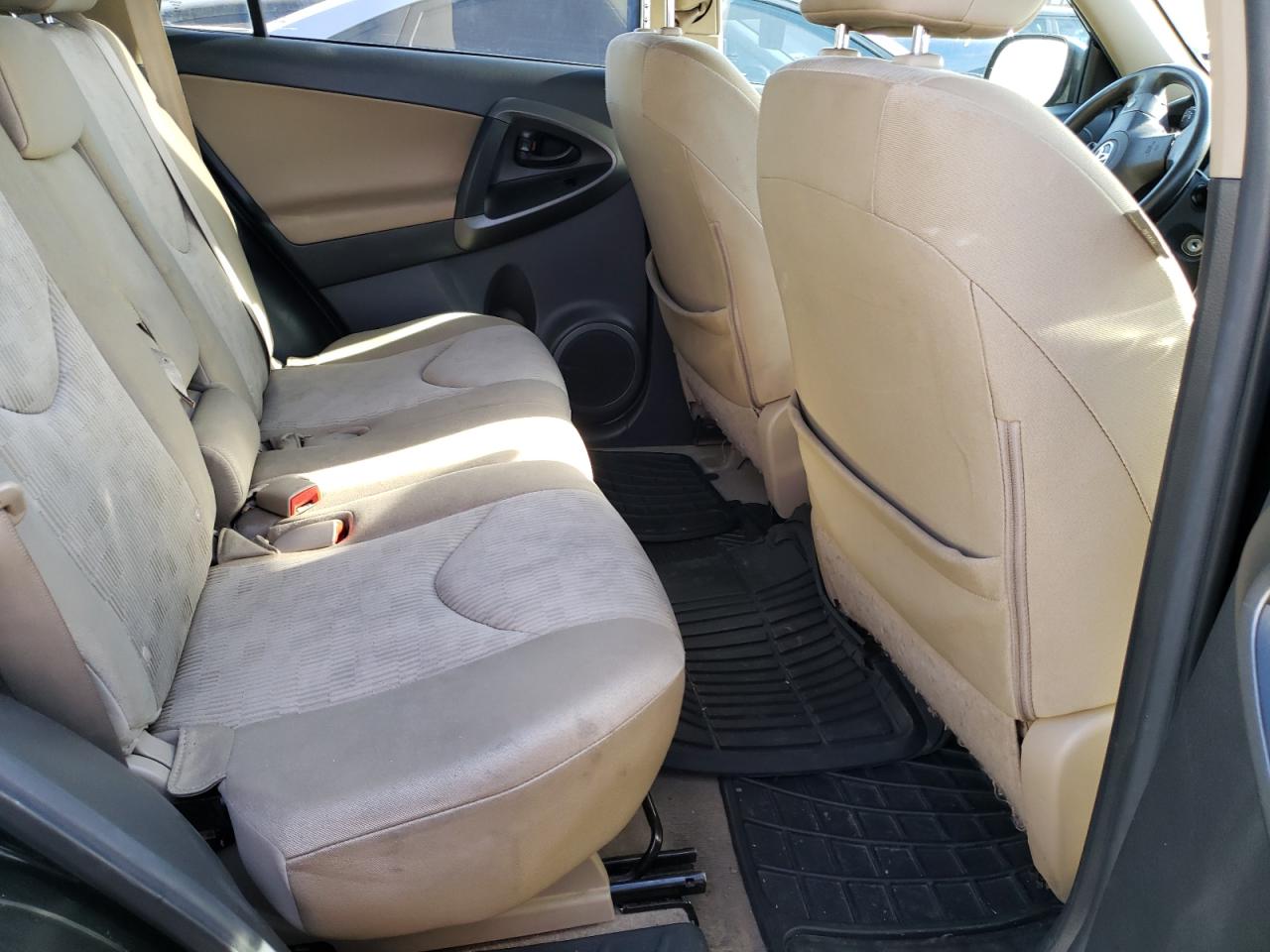 Photo 6 from auction – 2012 TOYOTA RAV4 with VIN 2T3BF4DV1CW203516