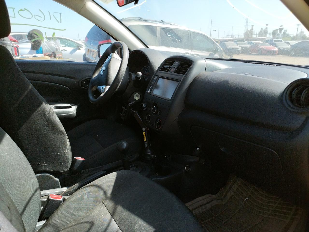 Photo 5 from auction – 2019 NISSAN VERSA S with VIN 3N1CN7AP6KL840196