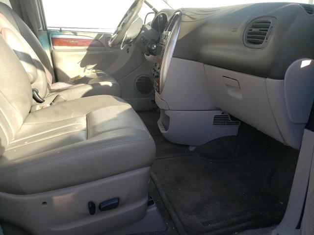 Photo 5 from auction – 2006 CHRYSLER TOWN & COU with VIN 2A4GP54L76R698157
