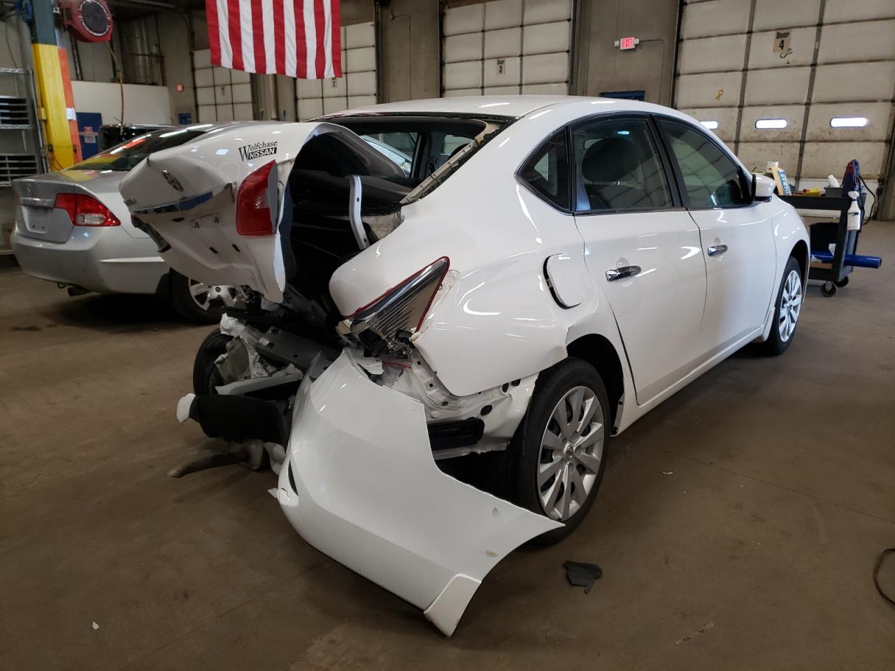 Photo 4 from auction – 2019 NISSAN SENTRA S with VIN 3N1AB7AP3KY337809