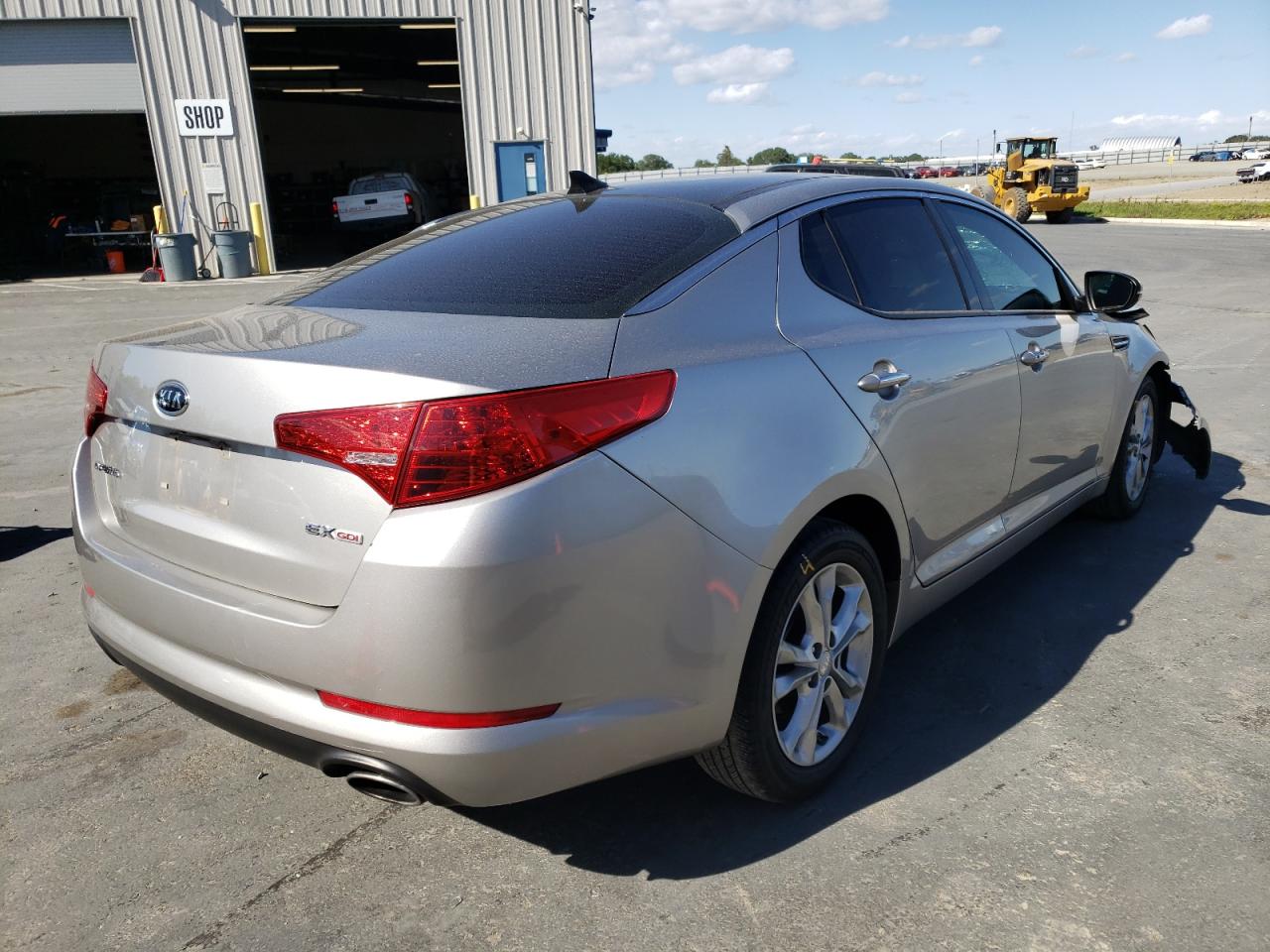 Photo 4 from auction – 2012 KIA OPTIMA EX with VIN 5XXGN4A7XCG083748