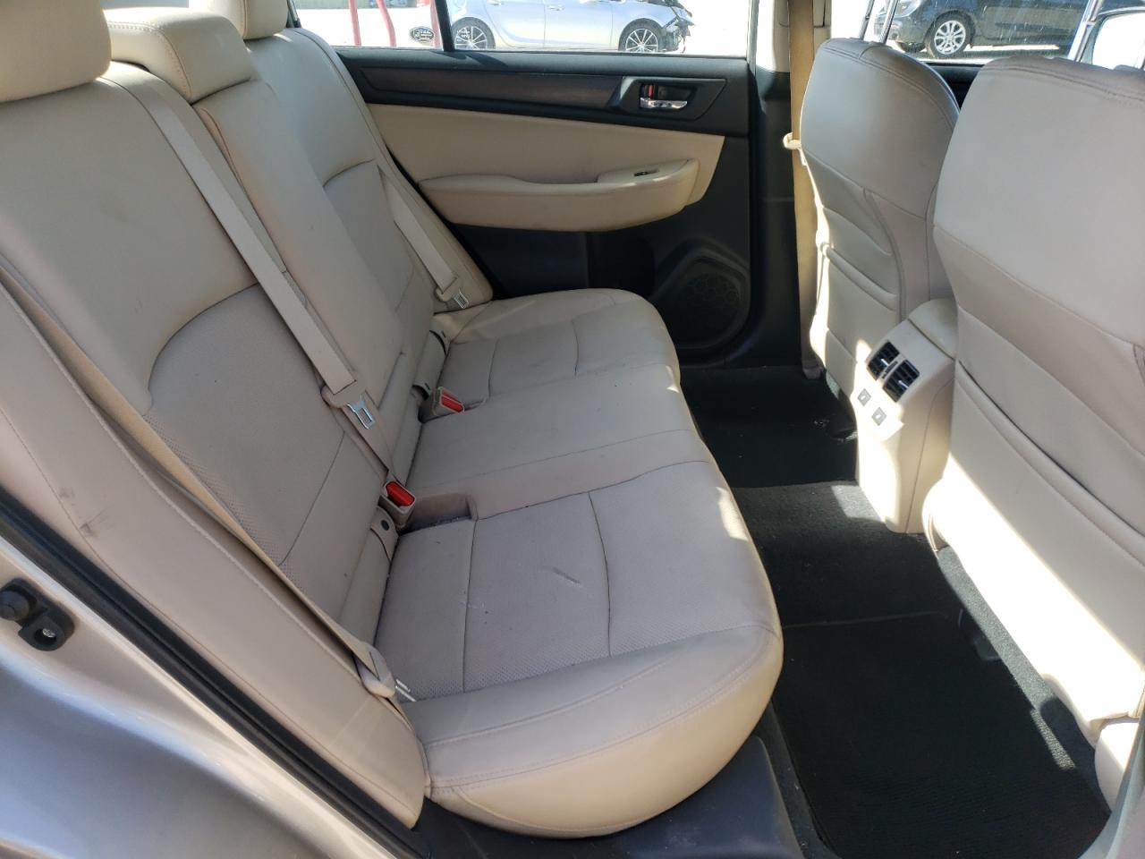 Photo 6 from auction – 2015 SUBARU LEGACY 2.5 with VIN 4S3BNAN67F3048650