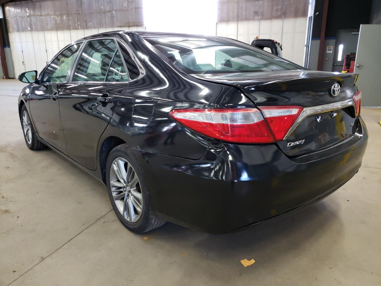 Photo 3 from auction – 2015 TOYOTA CAMRY LE with VIN 4T1BF1FK9FU069806
