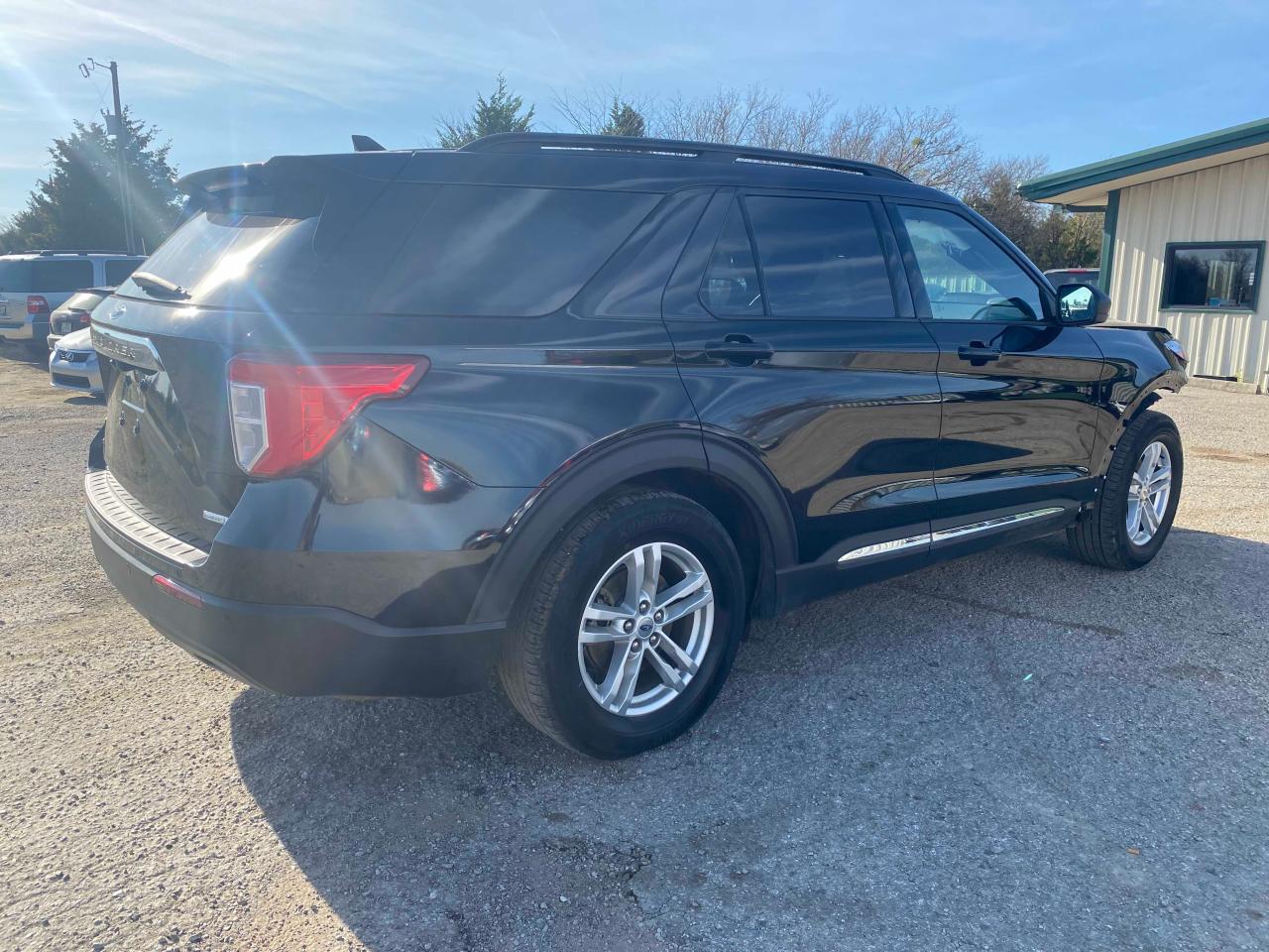 Photo 4 from auction – 2020 FORD EXPLORER X with VIN 1FMSK7DHXLGB35344