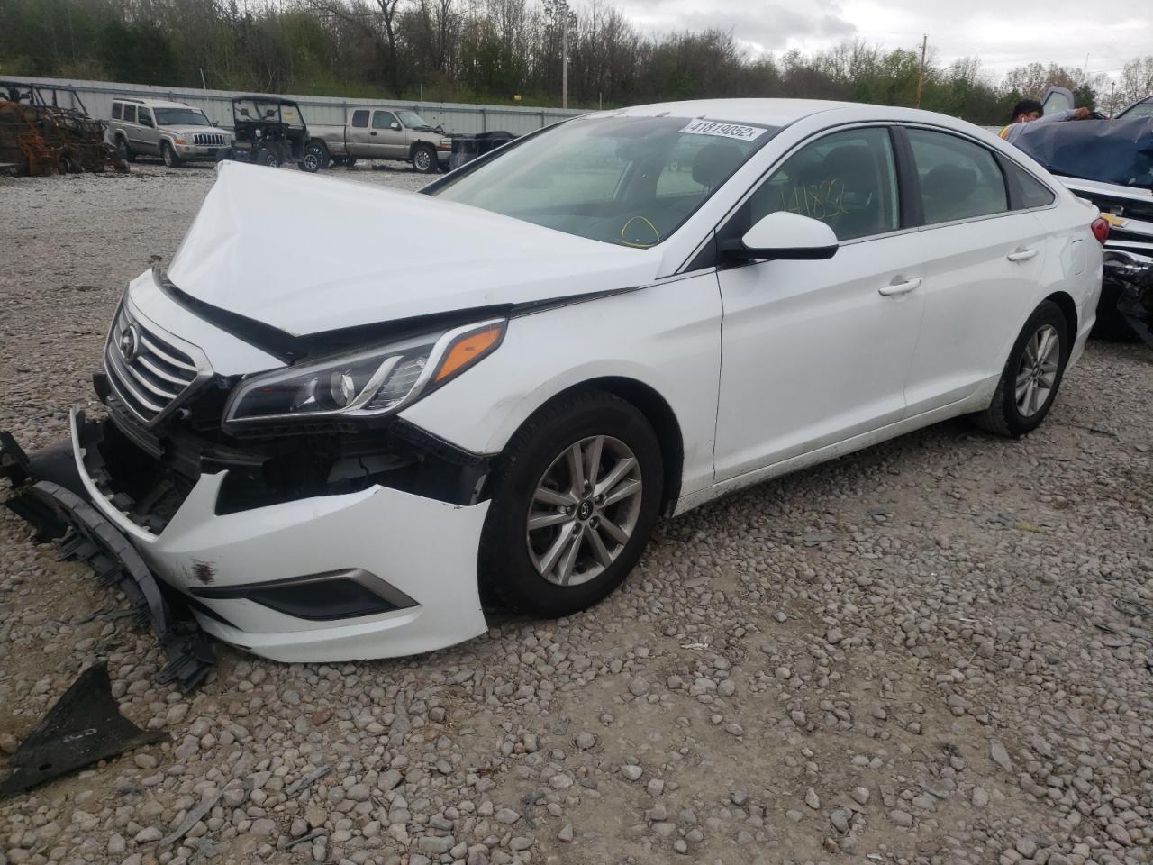 Photo 2 from auction – 2016 HYUNDAI SONATA SE with VIN 5NPE24AF0GH327134