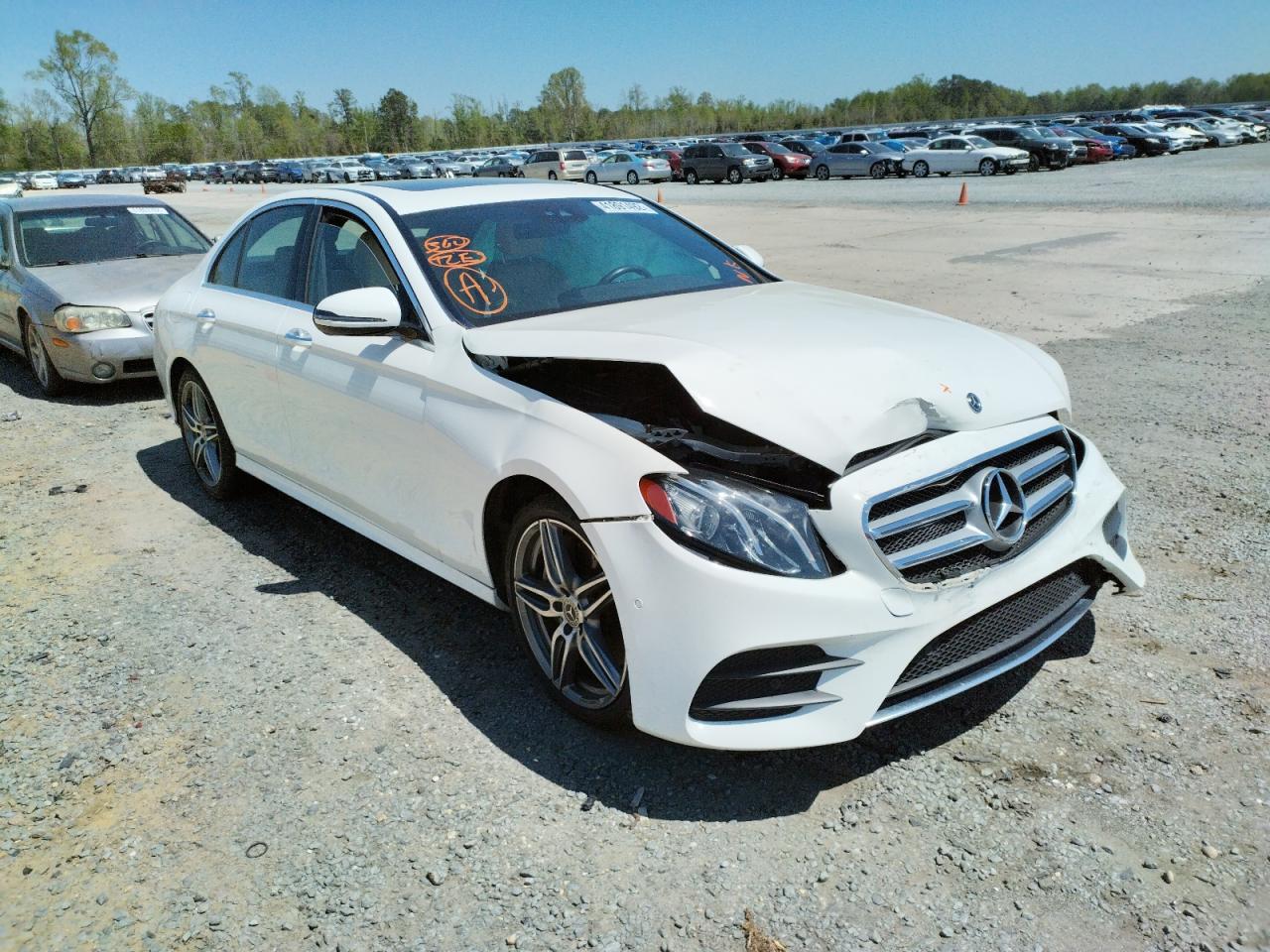 MERCEDES-BENZ E 300 2018 with VIN WDDZF4JB6JA427567 - Photo from auction