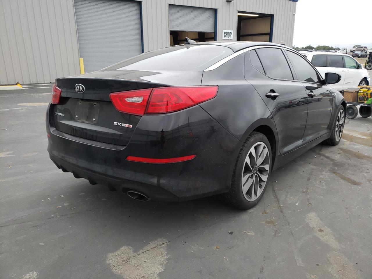 Photo 4 from auction – 2015 KIA OPTIMA SX with VIN 5XXGR4A6XFG494907