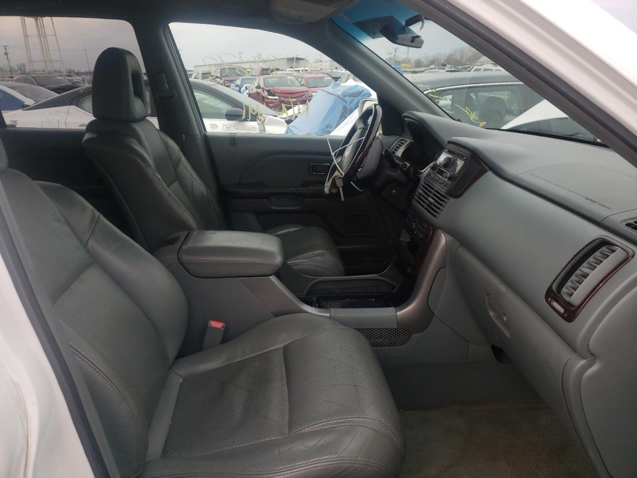 Photo 5 from auction – 2003 HONDA PILOT EXL with VIN 2HKYF18593H508840
