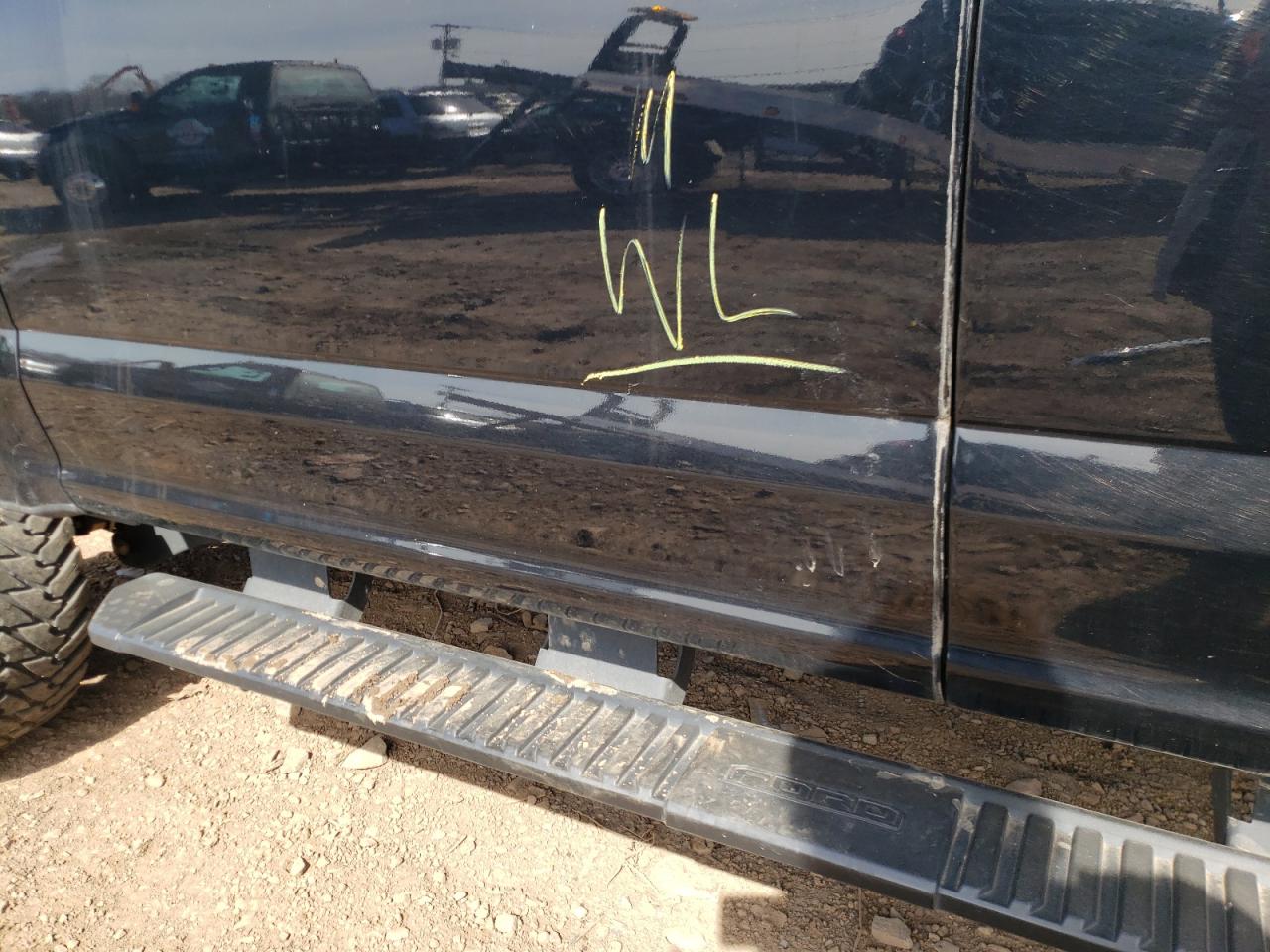 Photo 9 from auction – 2017 FORD F350 SUPER with VIN 1FT8X3B64HEB26104