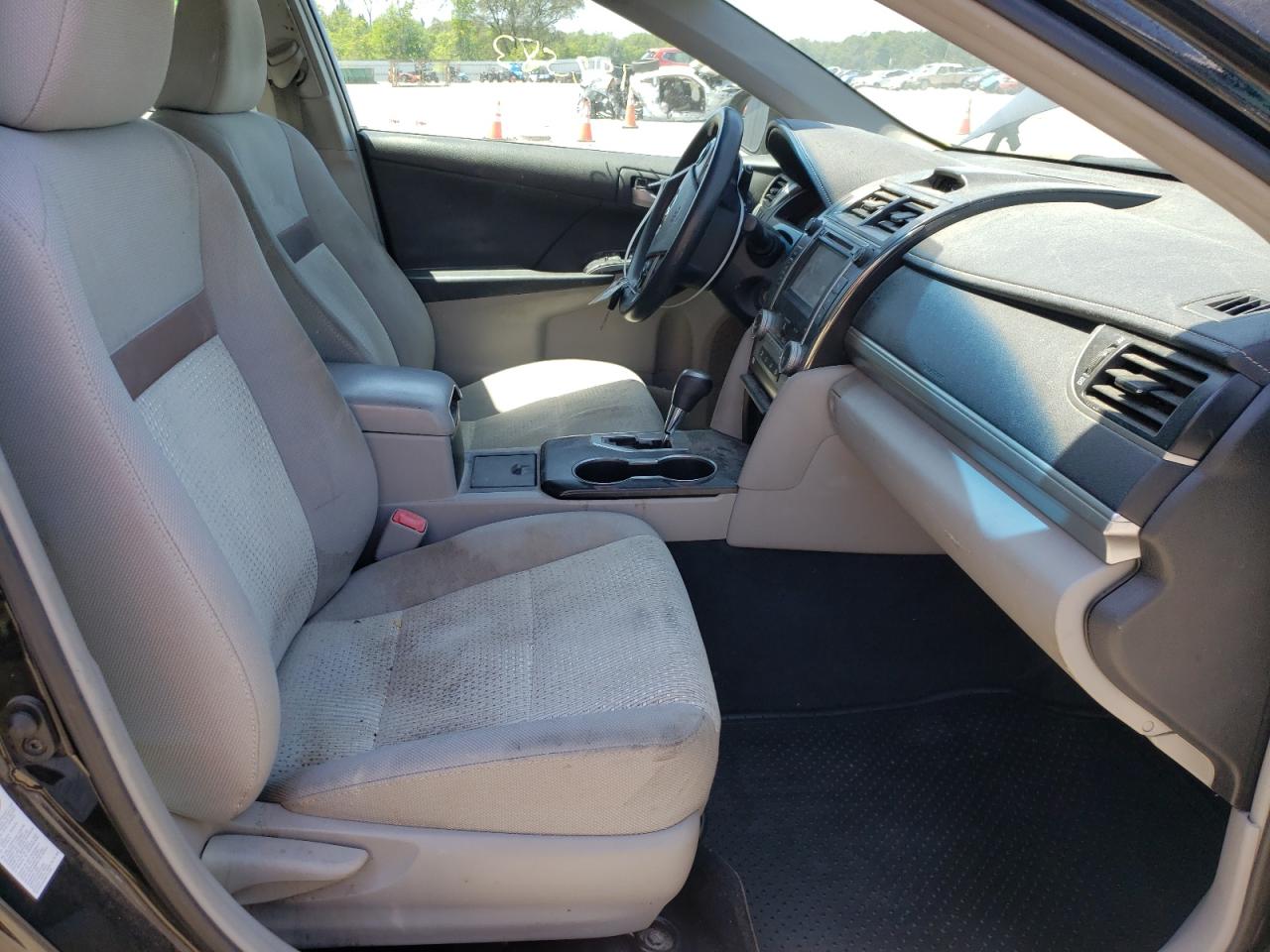 Foto 5 de la subasta – 2012 TOYOTA CAMRY BASE con VIN 4T1BF1FK5CU065599
