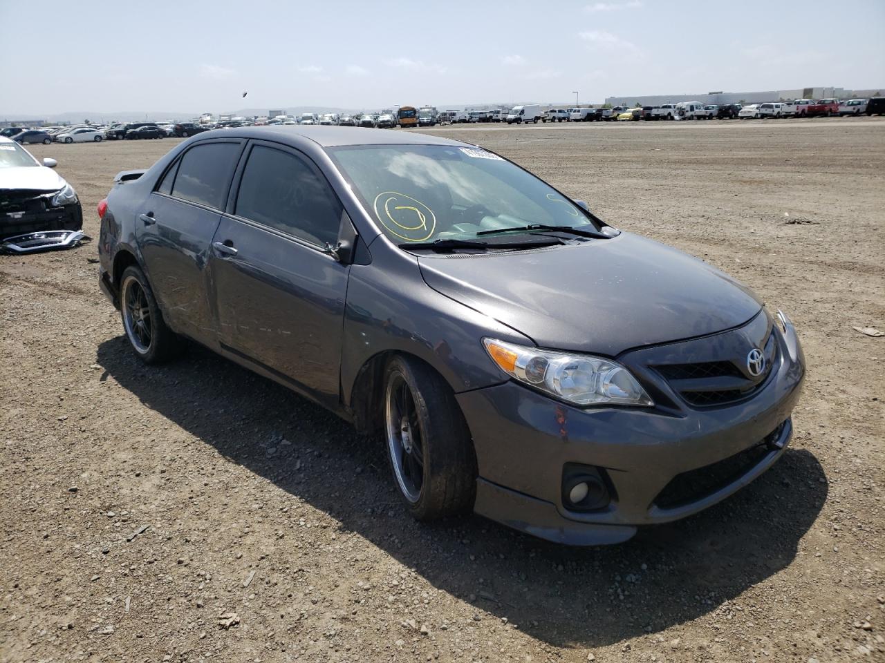 TOYOTA CAROLLA 2013 z numerem VIN 5YFBU4EE5DP193203 - Zdjęcie z aukcji