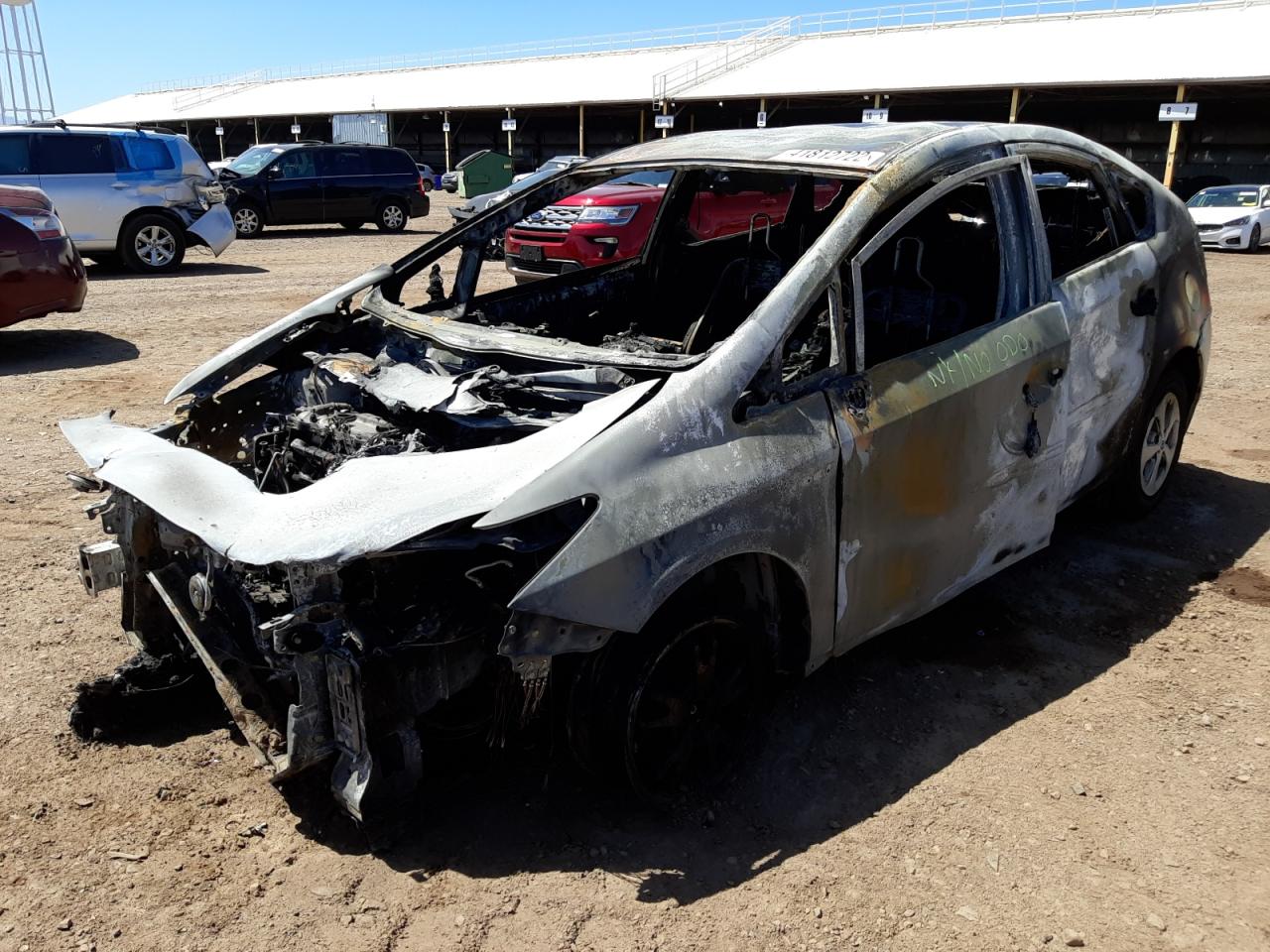 صورة رقم 2 من المزاد - 2011 TOYOTA PRIUS مع VIN JTDKN3DU1B1404009