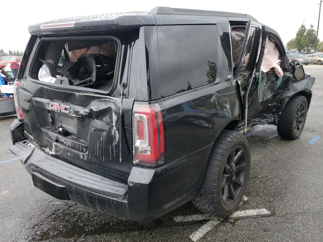 Photo 4 from auction – 2017 GMC YUKON SLT with VIN 1GKS2BKC0HR368423