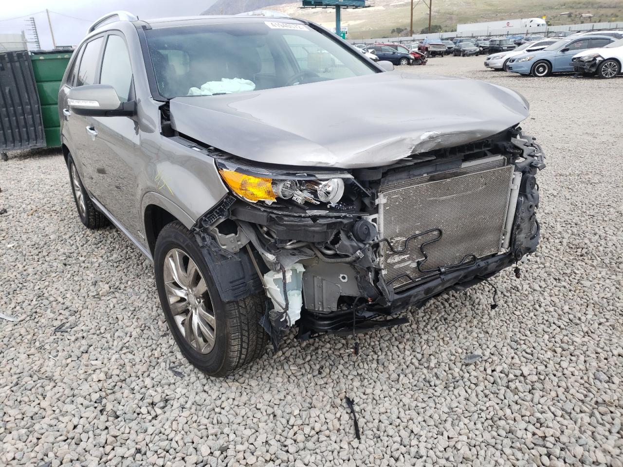 Photo 9 from auction – 2012 KIA SORENTO SX with VIN 5XYKWDA26CG193283