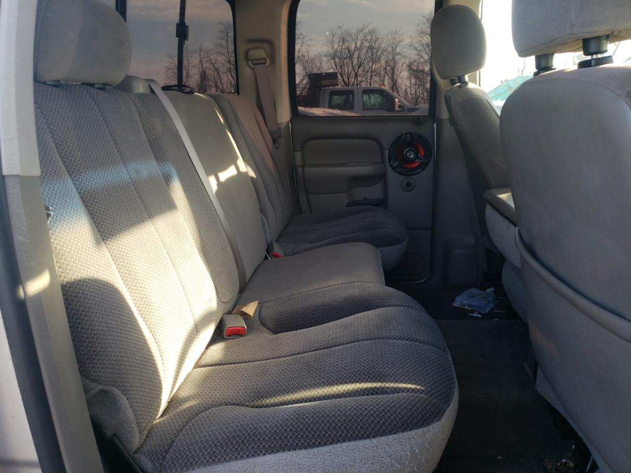 Photo 6 from auction – 2004 DODGE RAM 1500 S with VIN 1D7HU18N04J148247