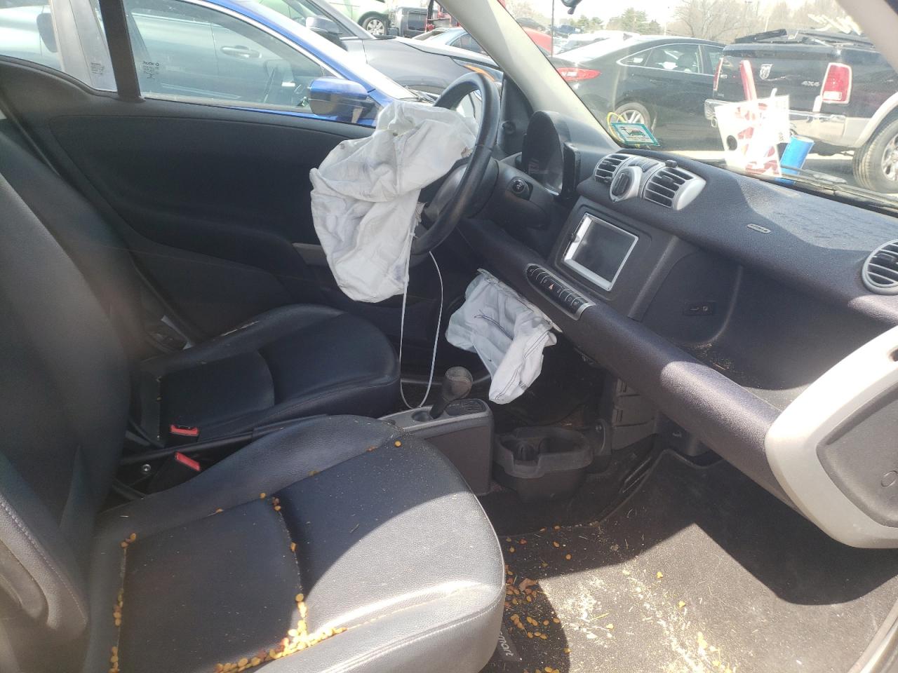 Photo 5 from auction – 2015 SMART FORTWO PUR with VIN WMEEJ3BA2FK808116