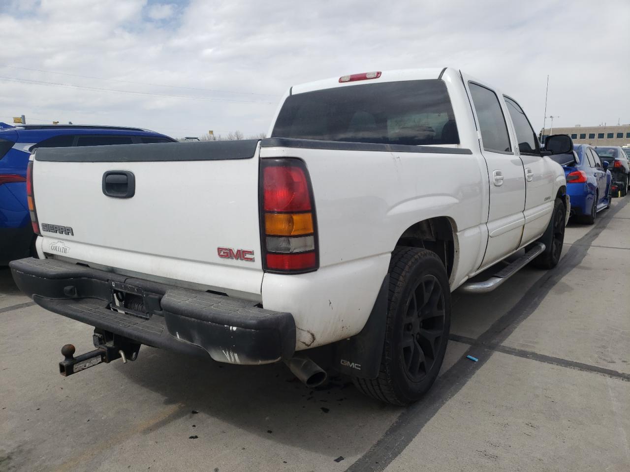 Photo 4 from auction – 2006 GMC SIERRA K15 with VIN 2GTEK63N261100009