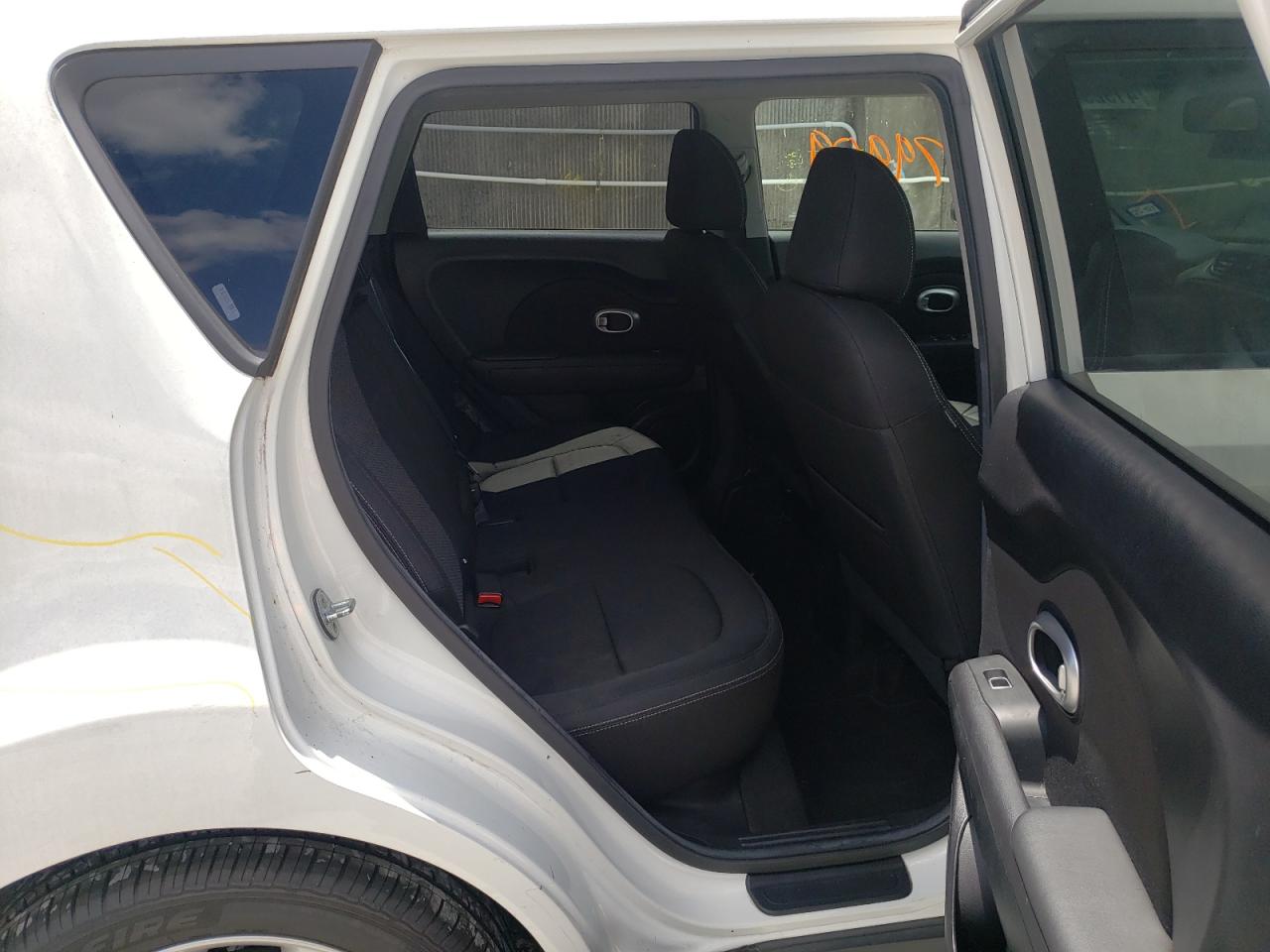 Photo 6 from auction – 2019 KIA SOUL + with VIN KNDJP3A56K7651042