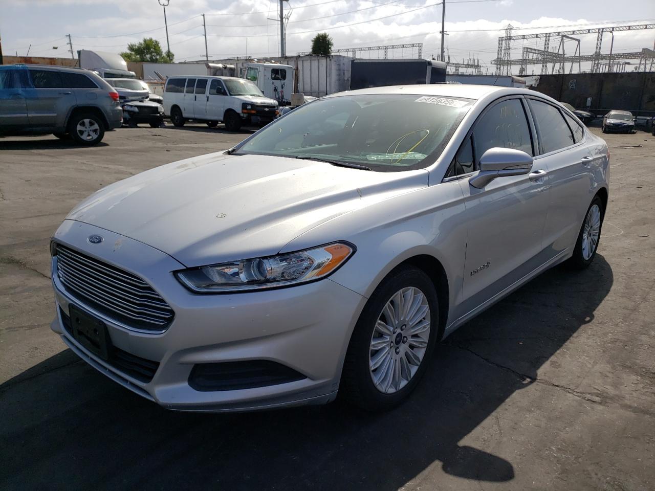 Photo 2 from auction – 2016 FORD FUSION SE with VIN 3FA6P0LU0GR333058